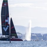 Le catamaran suisse est à l'aise sur "son" plan d'eau. KEYSTONE/CYRIL ZINGARO